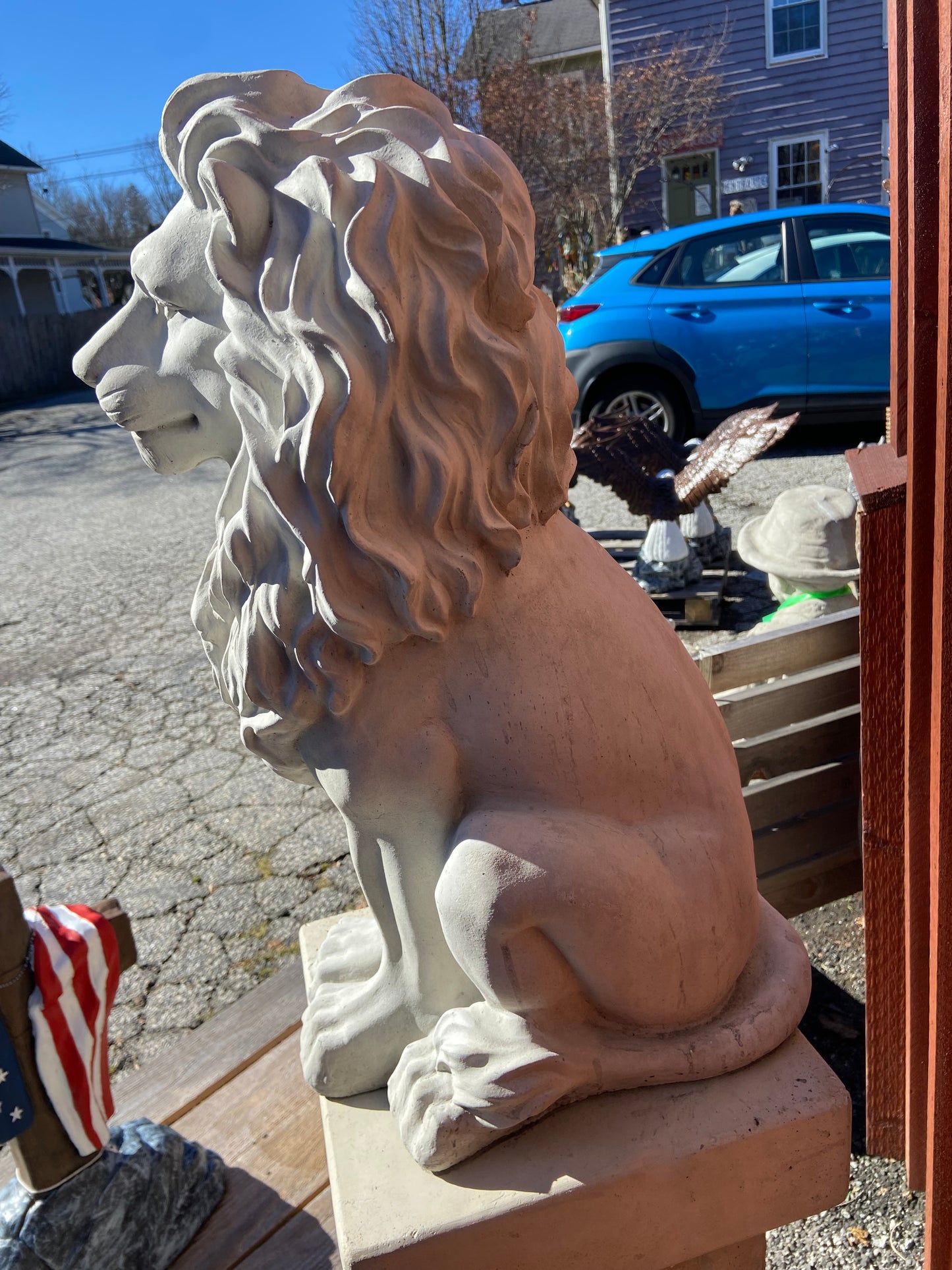 Sitting Lion 22"