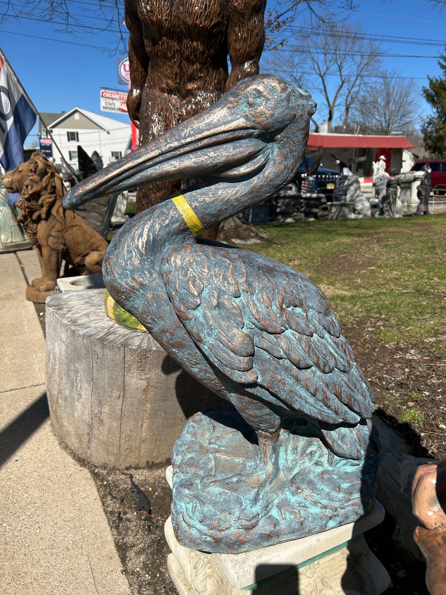 Gus (pelican)