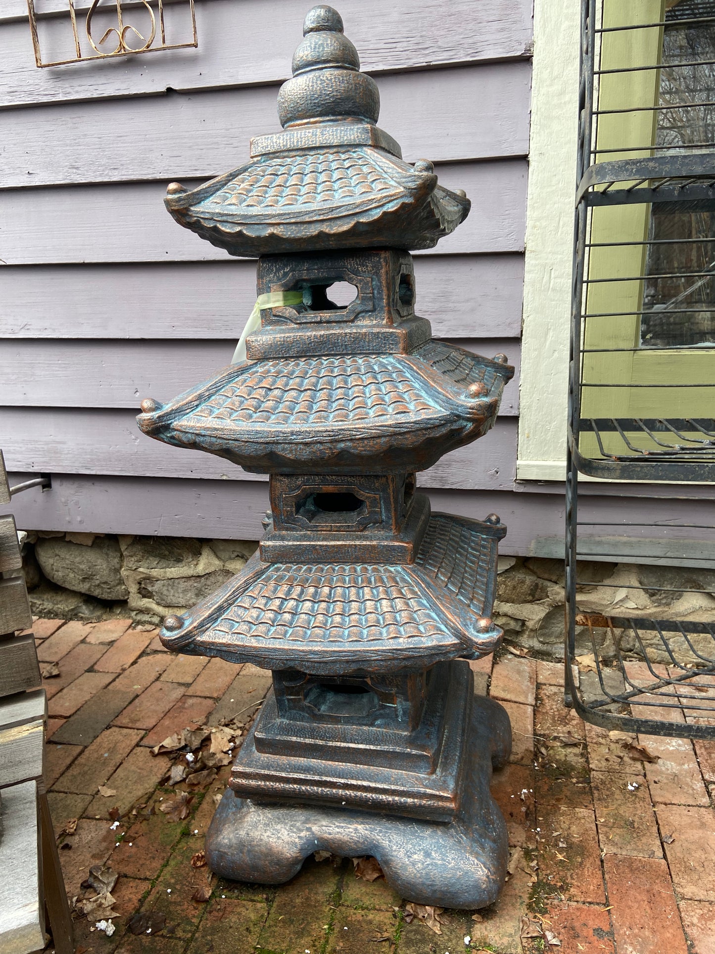 Pagoda 3 Tier