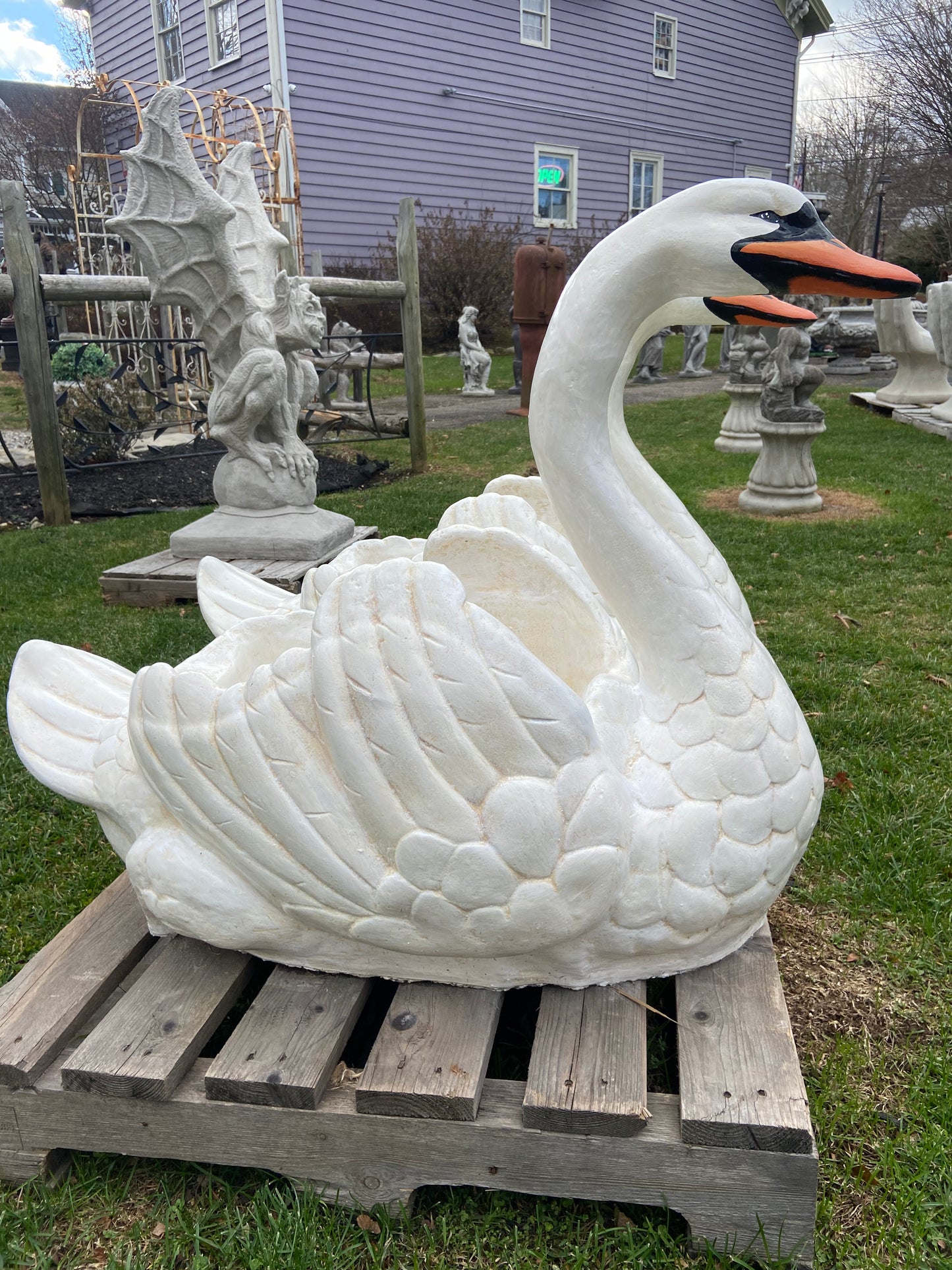 Large Swan Planter